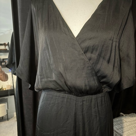 EXPRESS NEW!! Silky Elegant Black Maxi Jumper - Picture 3 of 4